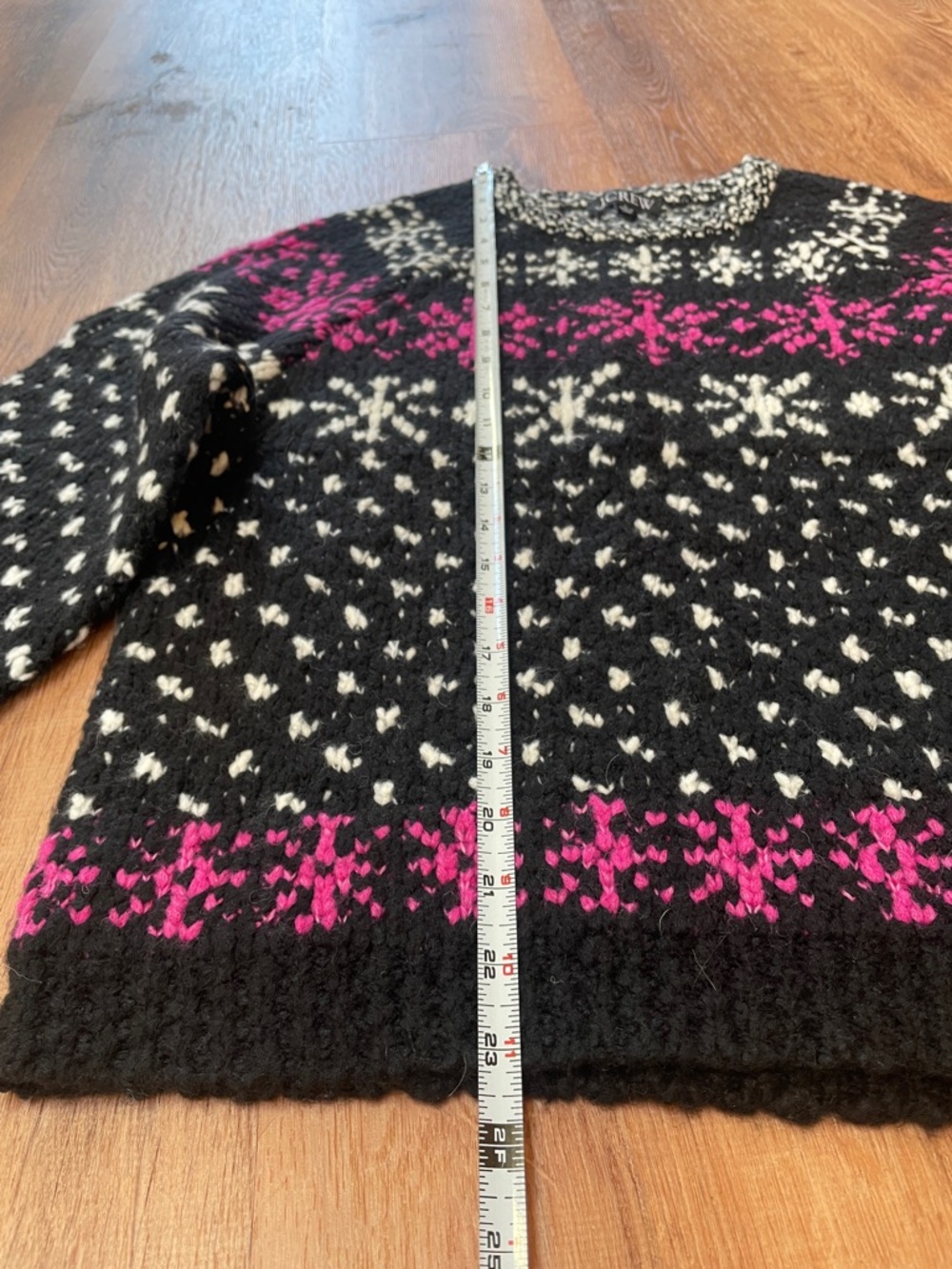 J Crew Womens Jacquard Fair Isle Knit Chunky Sweater Size Small Snowflakes - Picture 5 of 8